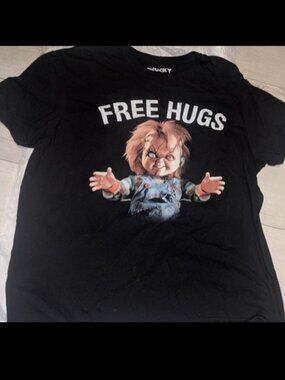 CHUCKY Free Hugs Mens T Shirt Size L